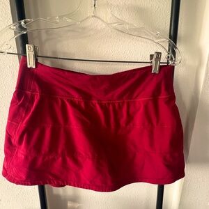 lululemon pace rival mid rise skirt. Size 6
